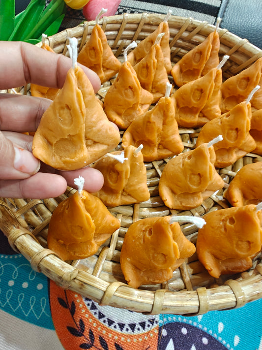 Samosa Candle